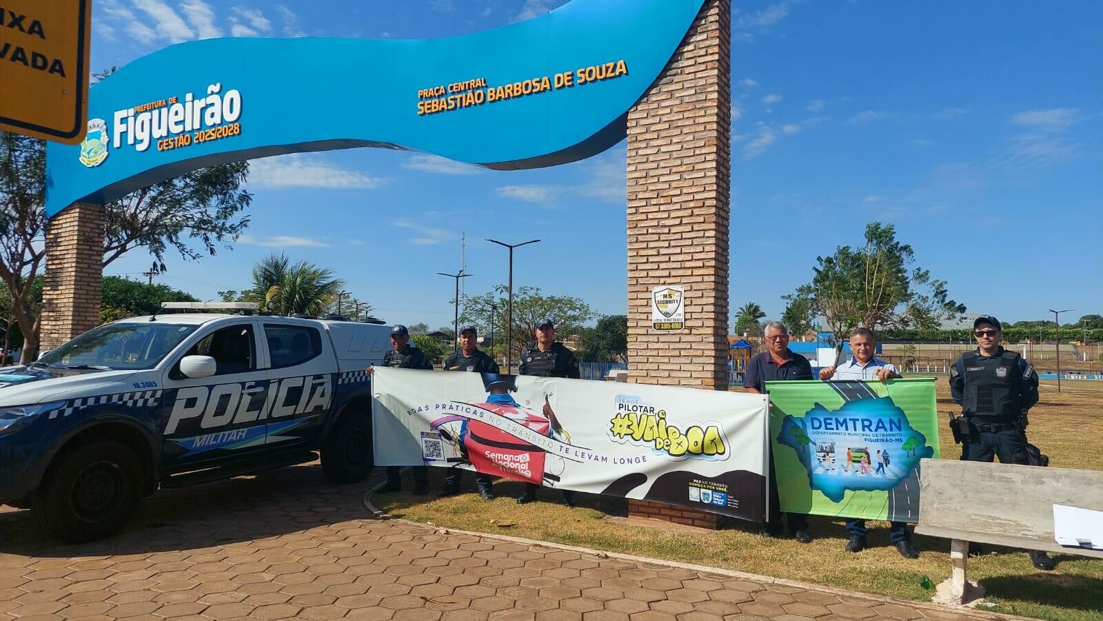 Imagem de compartilhamento para o artigo Para conscientizar motoristas, PM de Figueirão realiza blitz educativa em alusão à Semana Nacional do Trânsito da MS Todo dia